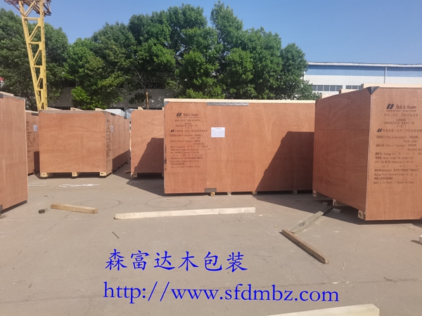 出口木箱